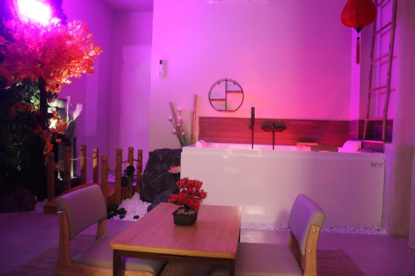 Loveroom Japon Avec Balneotherapie Toulon Luaran gambar