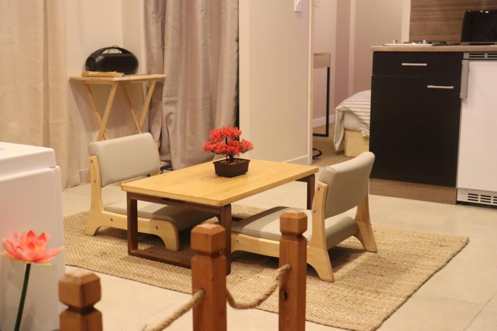 Loveroom Japon Avec Balneotherapie Toulon Luaran gambar