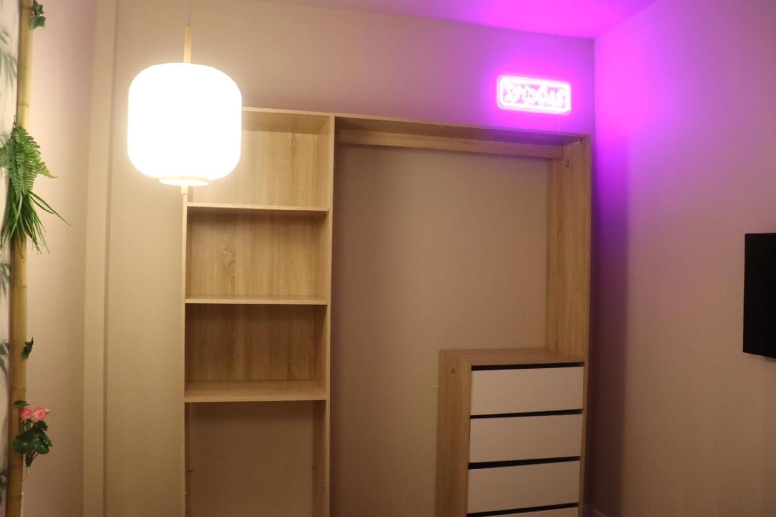 Loveroom Japon Avec Balneotherapie Toulon Luaran gambar